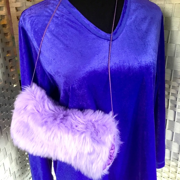 Purple Faux Fur Artisan Muff Lavender NWOT - Picture 6 of 6